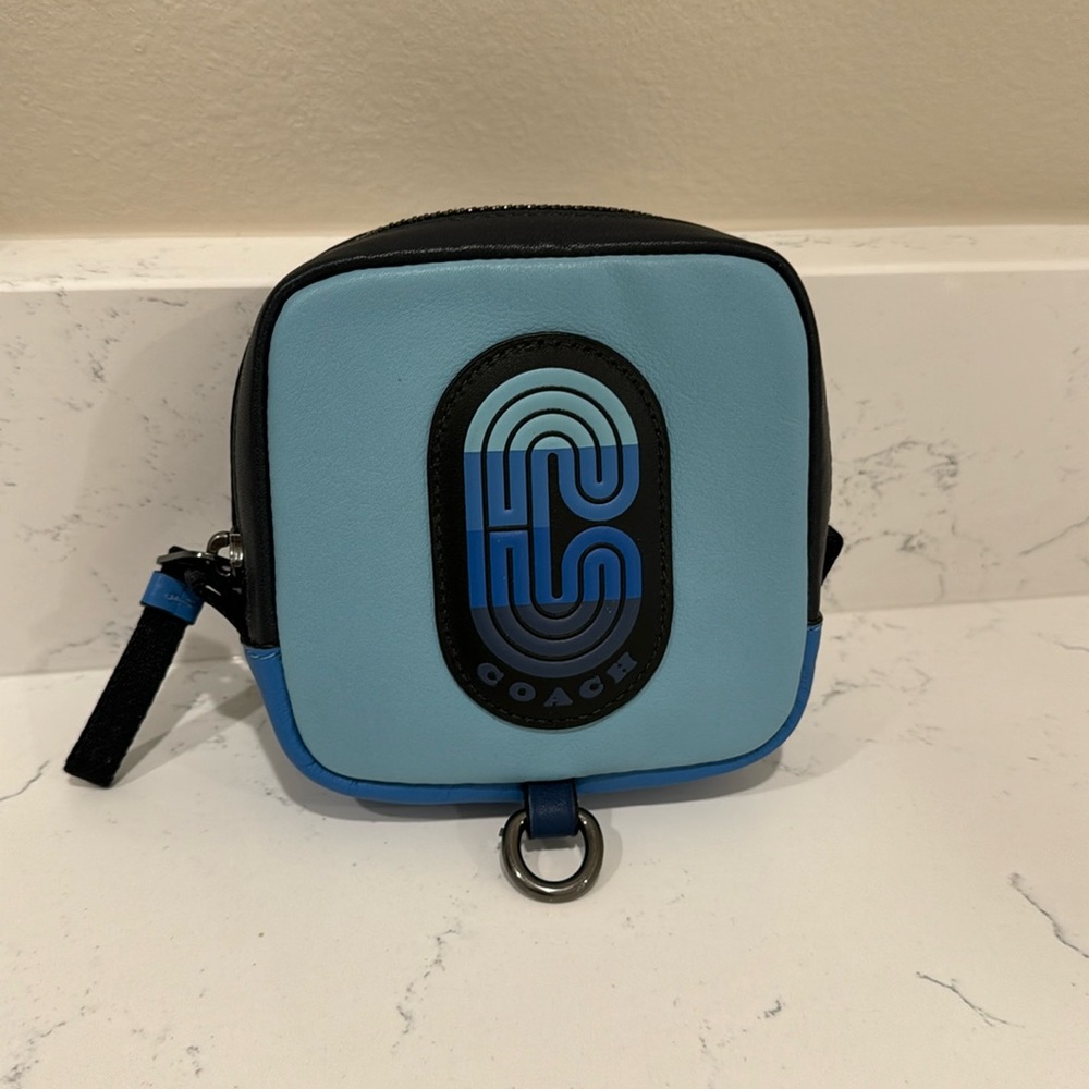 Coach square hybrid pouch retail $128, brand new with tag!